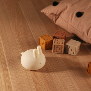 Lapin Night Lamp | White by DESIGNSTUFF (copy-of-bunny-night-lamp-white)