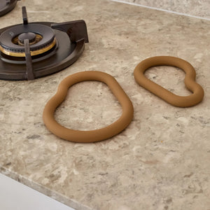 Curve Silicone Trivet L | Camel