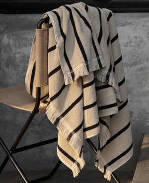 Alee Beach Towel | Sand/Black