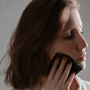 Big Waffle Make Up Pads | Dark Grey by THE ORGANIC COMPANY (the-organic-co-big-waffle-make)