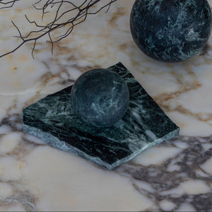 Orbit Table Sculpture | S | Verde Alpi