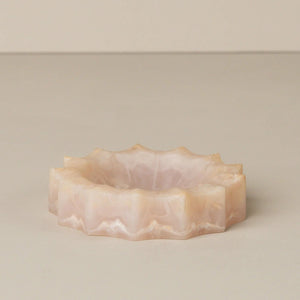 Flow Resin Sun Dish | Shell by SAARDÉ (flow-resin-sun-dish-shell)