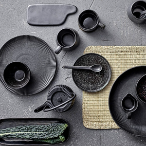 Neri Serving Plate | Black by BLOOMINGVILLE (neri-serving-plate-black)