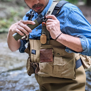 Clip Bottle 180ml | Olive by Poketle (clip-bottle-180ml-grey-copy)