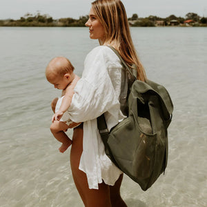 Beach Hauler Mesh Backpack | Pandanus