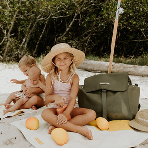 Beach Hauler Mesh Backpack | Pandanus