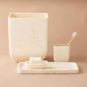 Flow Toothbrush Holder | Marshmallow by SAARDÉ (copy-of-saarde-flow-resin-toothbrush-holder-earth)
