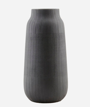 GROOVE Vase 35cm | Black by HOUSE DOCTOR (house-doctor-vase-groove-black-dp0340)
