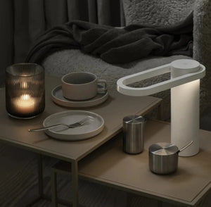 HOOP Mobile LED Lamp | White by BLOMUS (blomus-hoop-mobile-led-lamp-white)