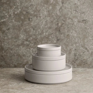 PILAR Serving Plate XS | Moonbeam by BLOMUS (blomus-pilar-plate-moonbeam)