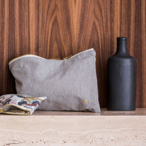 Pouch Finette L | Caviar by La Cerise Sur Le Gateau (la-cerise-sur-la-gateau-pouch-finette-caviar-l)