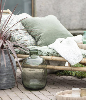 QUILT - White/Green Leaves by IB LAURSEN (ib-laursen-quilt-green-leaves)