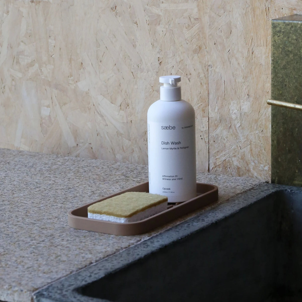 Sink Tray and Sponge Holder Silicone | Camel by DESIGNSTUFF (sink-tray-and-sponge-holder-silicone-camel)