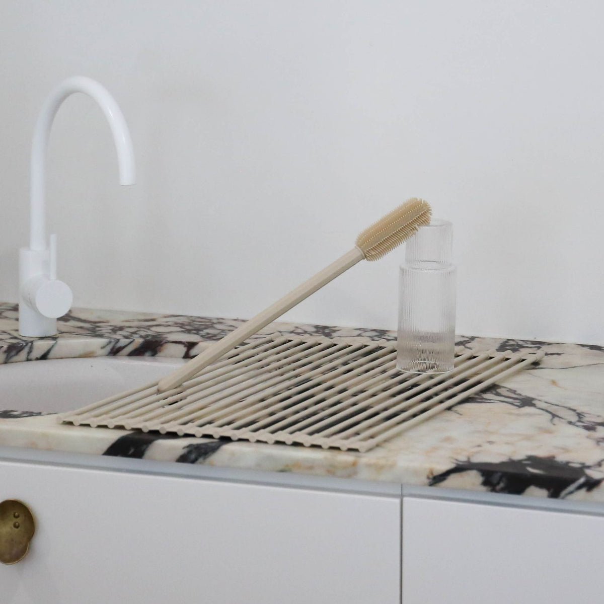 Bottle Brush | Sand by DESIGNSTUFF (bottle-brush-khaki-copy)