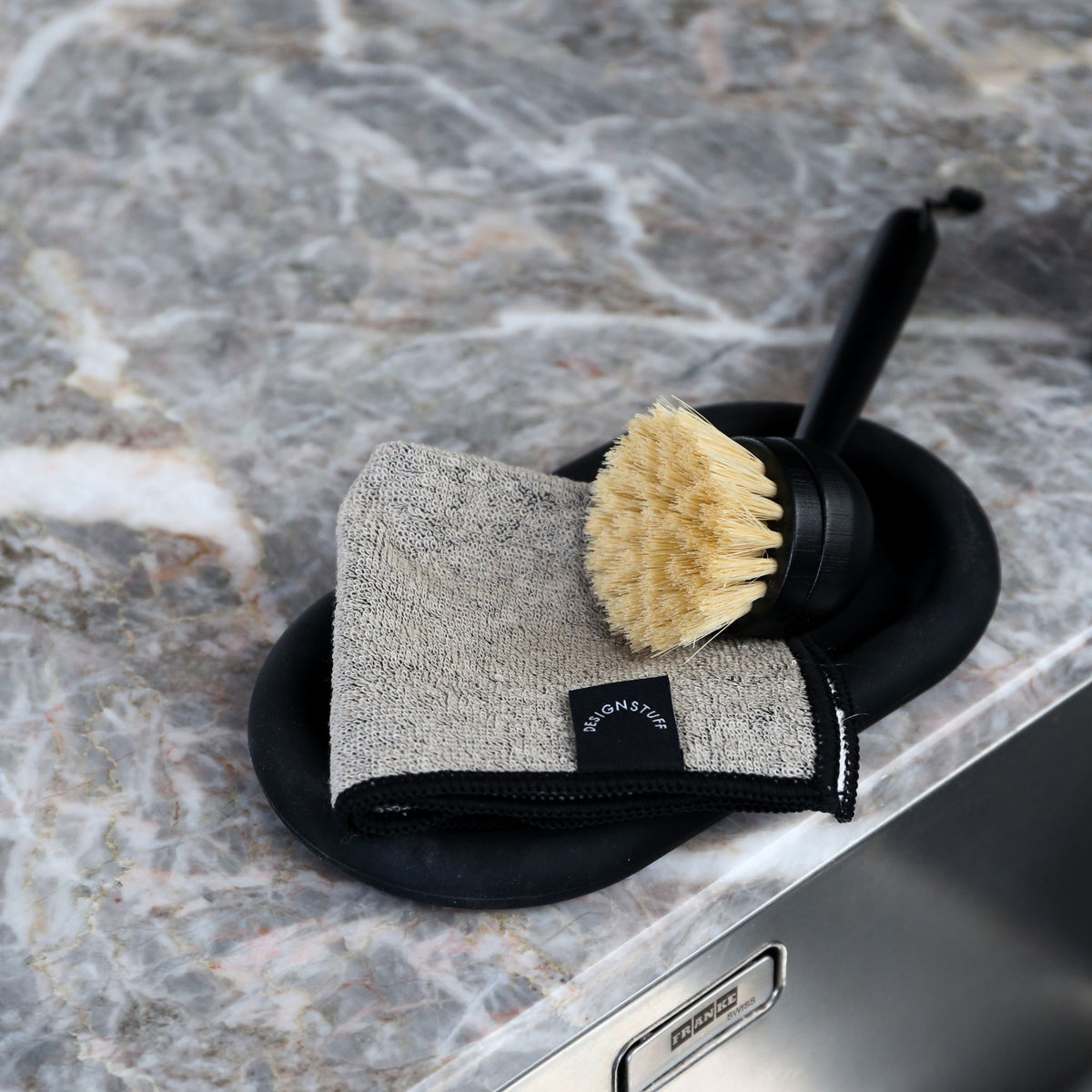 Hemp Marle Scourer & Bamboo Dishcloth | Black | (Set of 2) by DESIGNSTUFF (hemp-marle-scourer-bamboo-dishcloth-black-set-of-2)