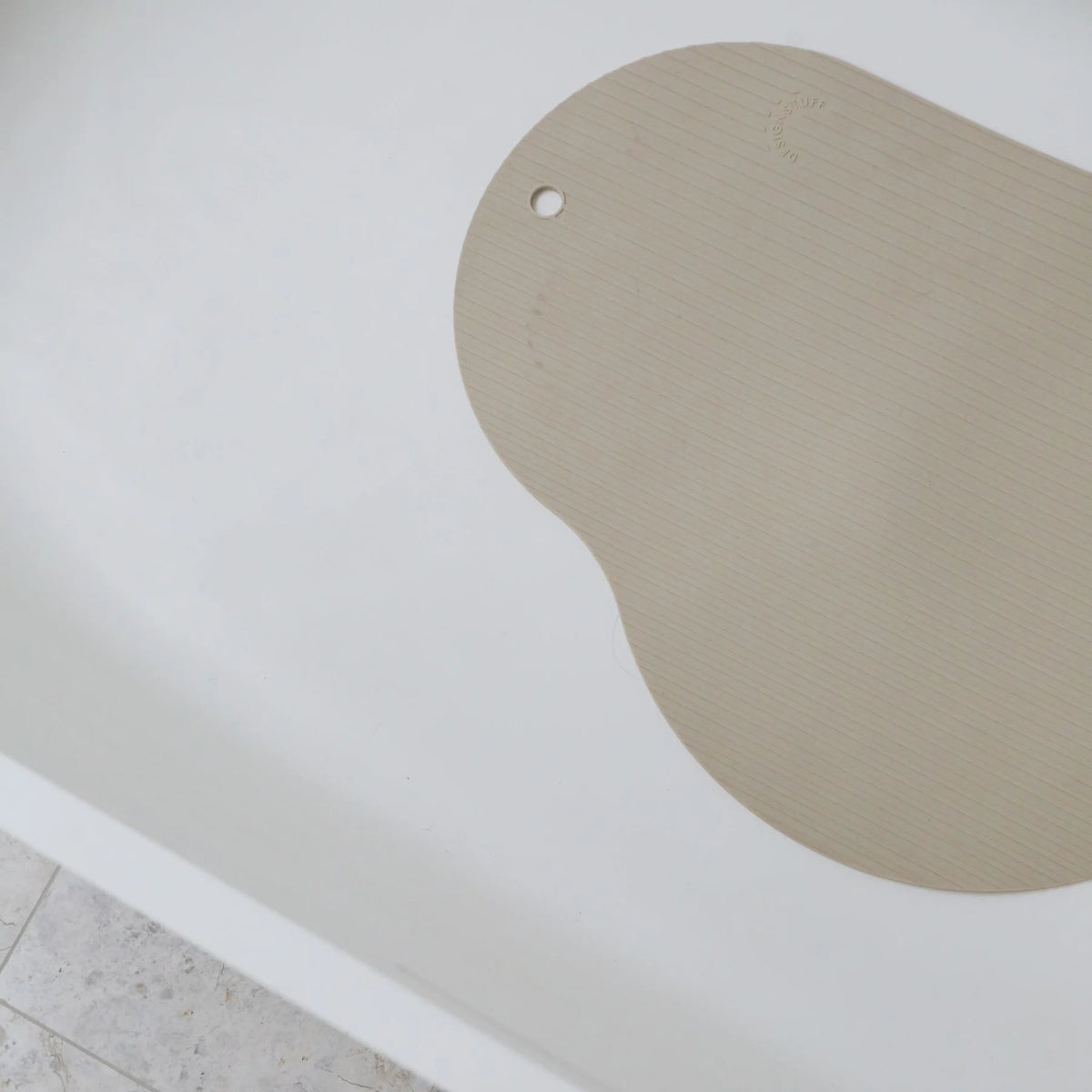 DesignStuff Curv Silicone Bath Mat Sand Non Slip