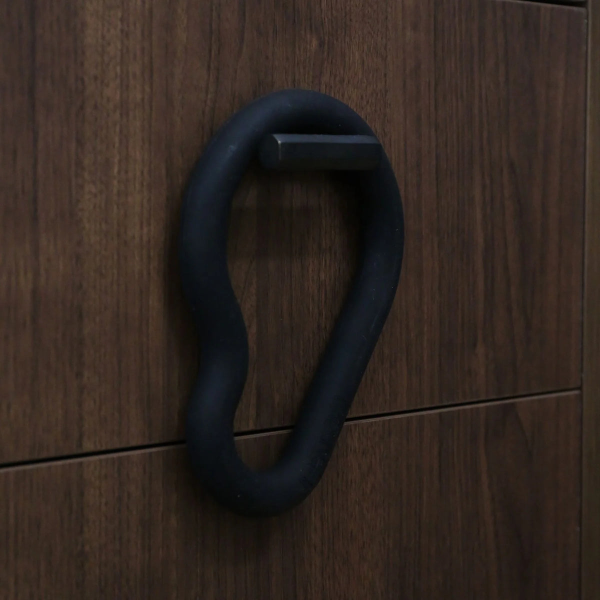 Curve Silicone Trivet | Black