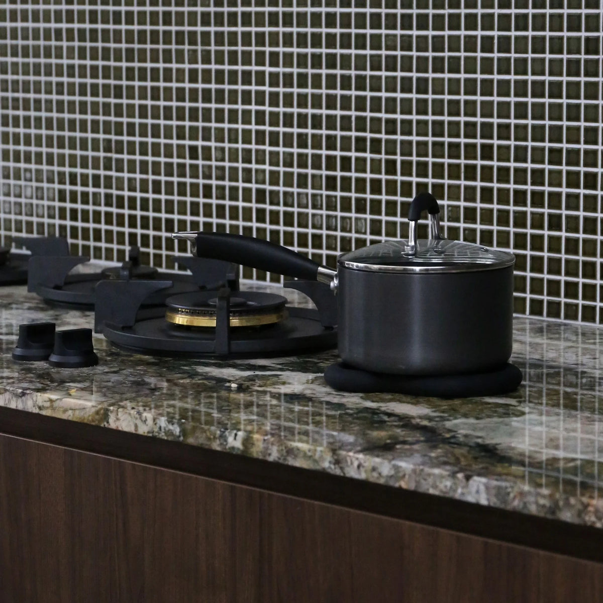 Curve Silicone Trivet | Black