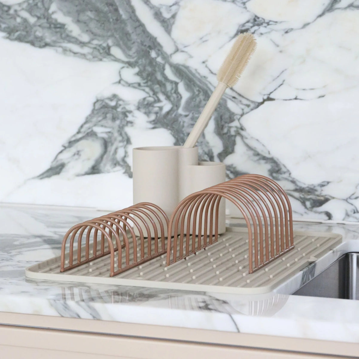 Dish drying rack with a marble background