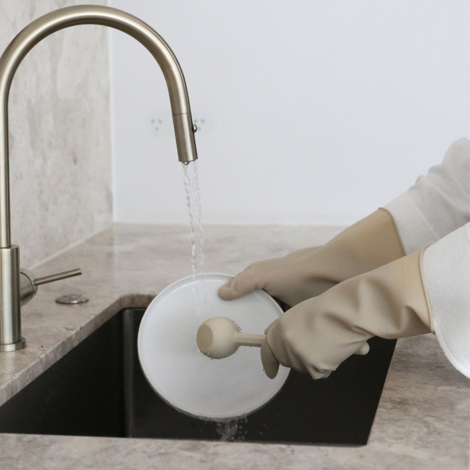 DESIGNSTUFF ETTA Silicone Dish Gloves | S/M | Sand
