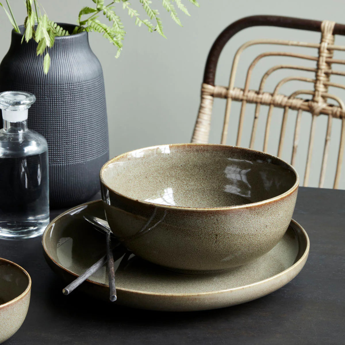 Lake Serving Bowl | Green by HOUSE DOCTOR (bowl-hdlake-green-1)