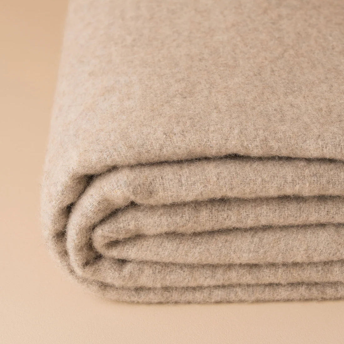 Saardè Merino Wool Throw | Latte/Grey