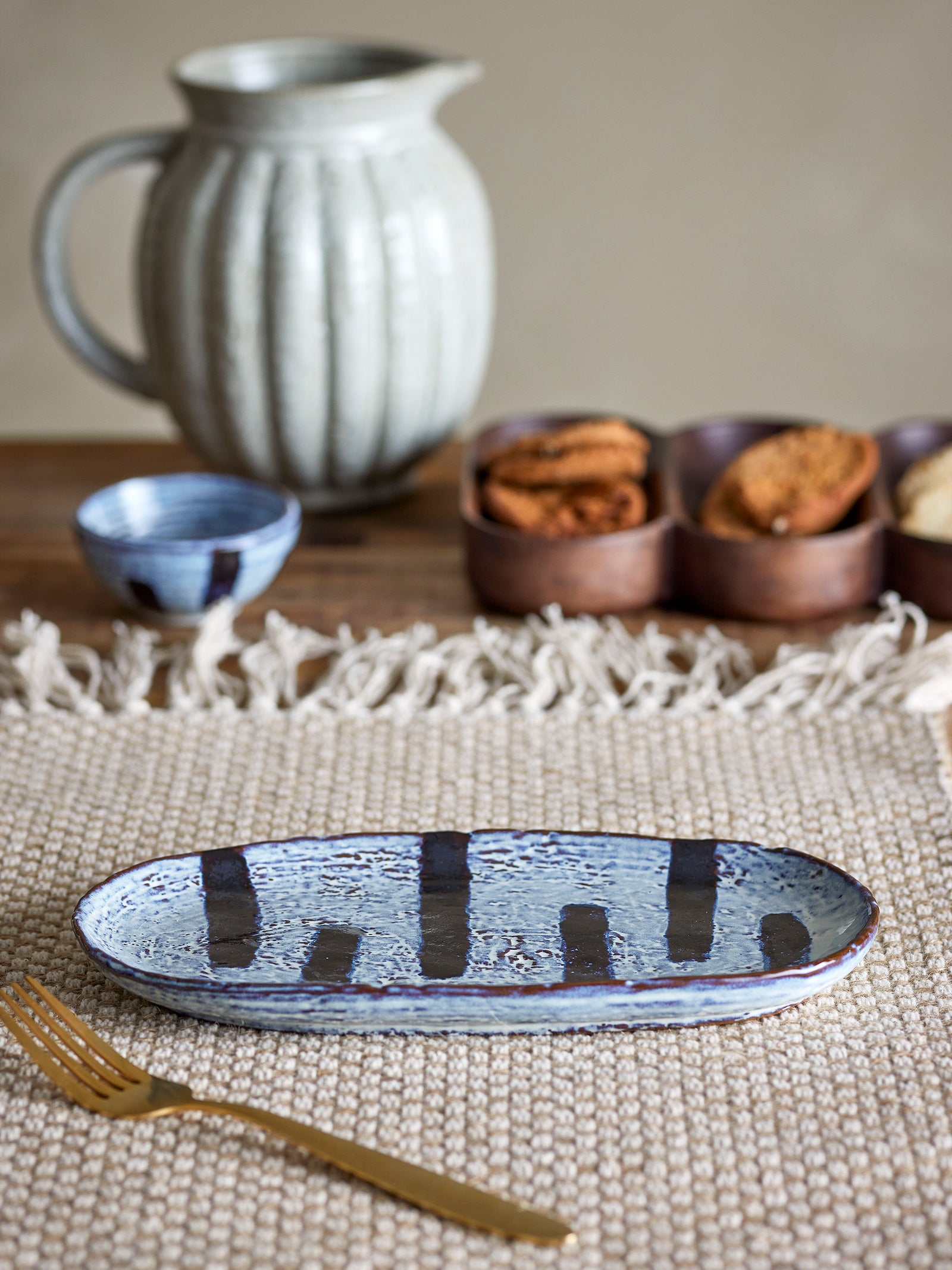 Ever Stoneware Plate | Black by BLOOMINGVILLE (ever-plate-black-stoneware)