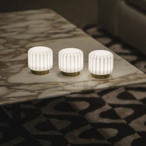 Atelier Pierre Dentelles 9 light & USB recharge | Gold base | 9x9 cm