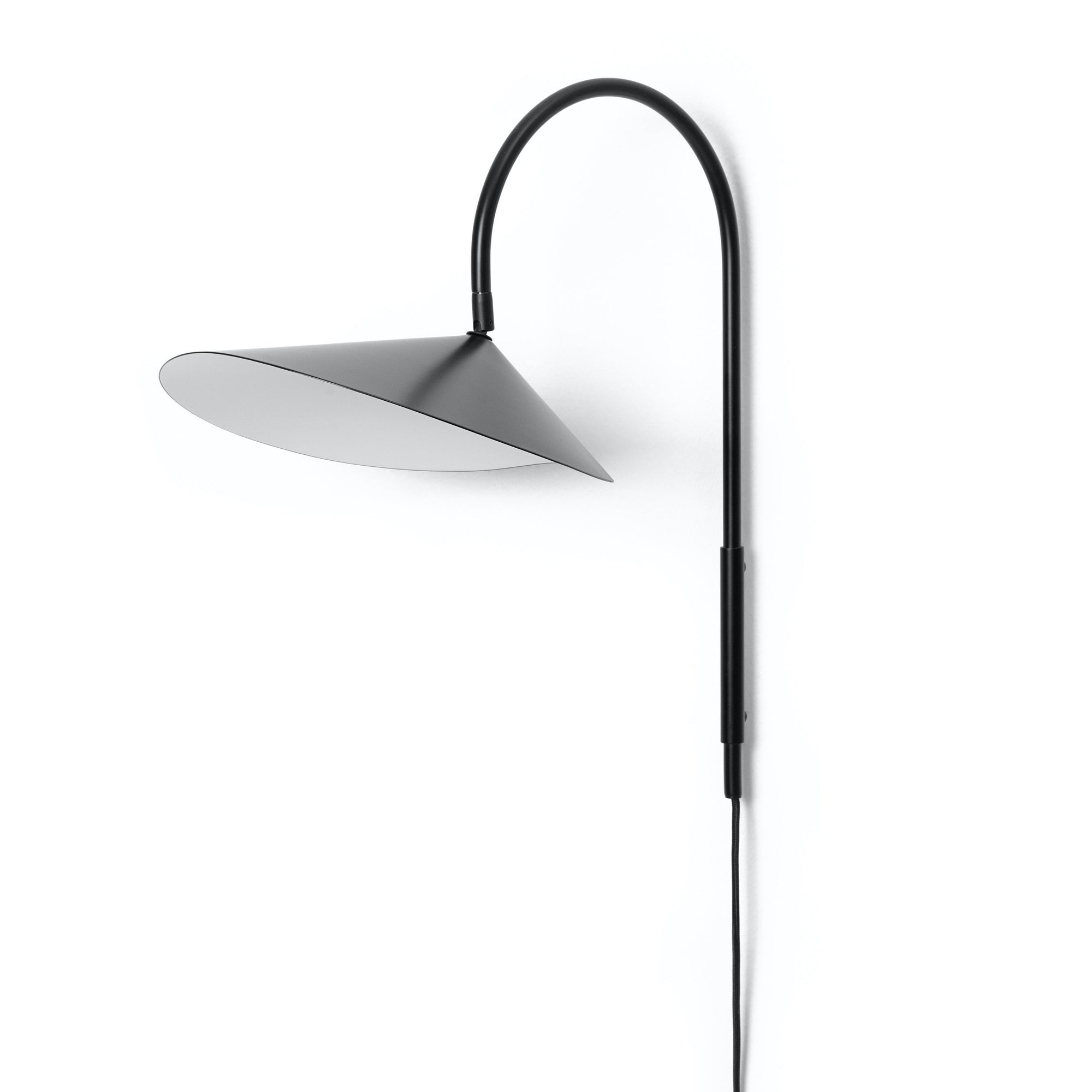 Arum Swivel Wall Lamp | Black