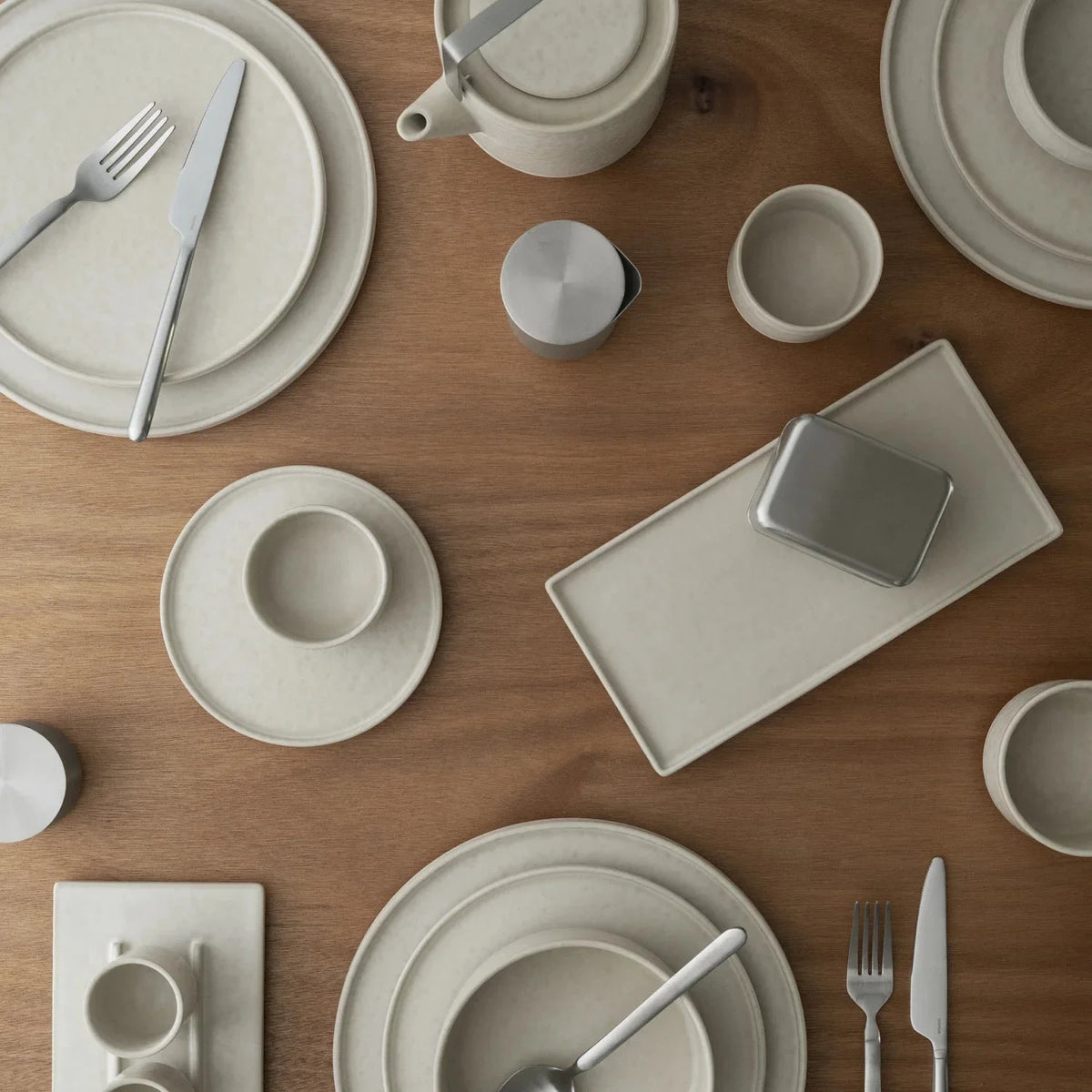Blomus Makoto Serving Plate | Moonbeam