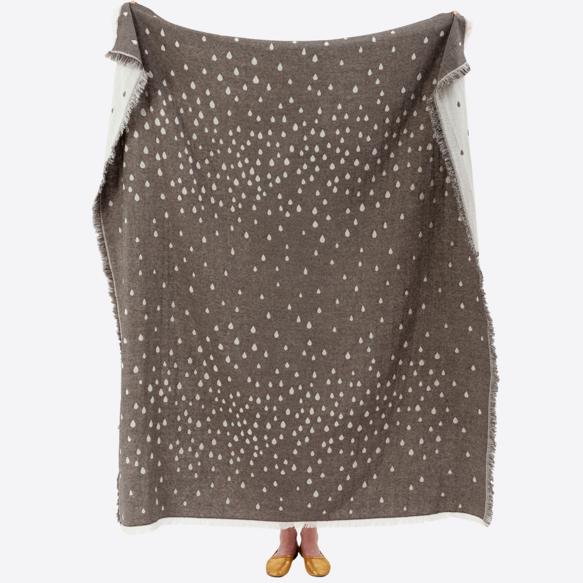 RAINING Throw - Clay by BRITA (brita-raining-throw-clay)