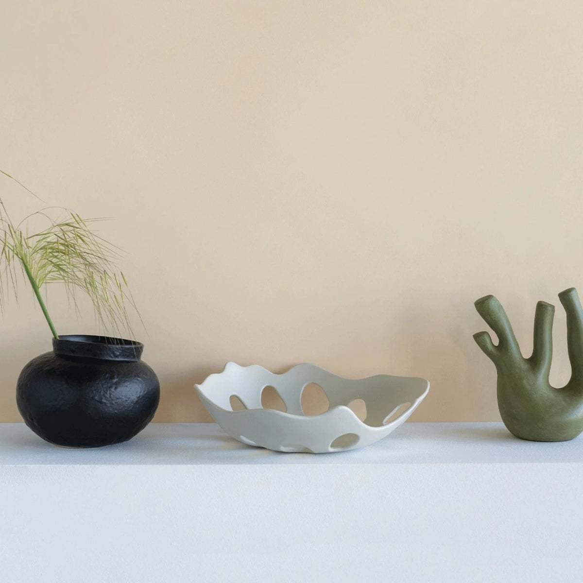 Calm Vase | Black by URBAN NATURE CULTURE (copy-of-calla-vase-black)