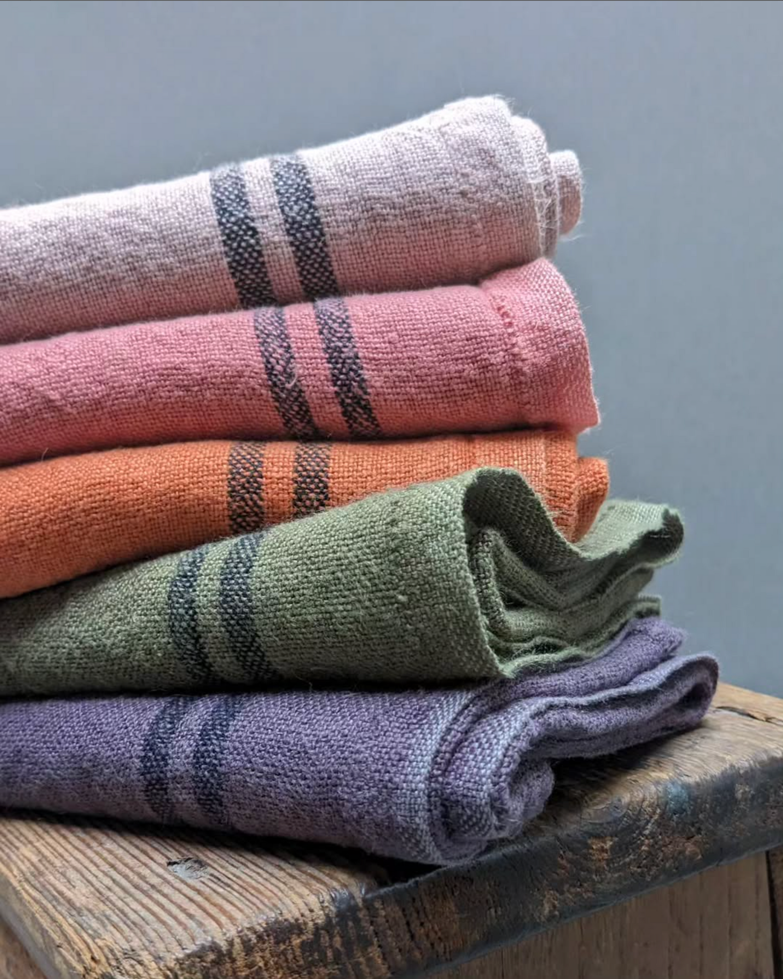 COUNTRY Tea Towel | Aubergine