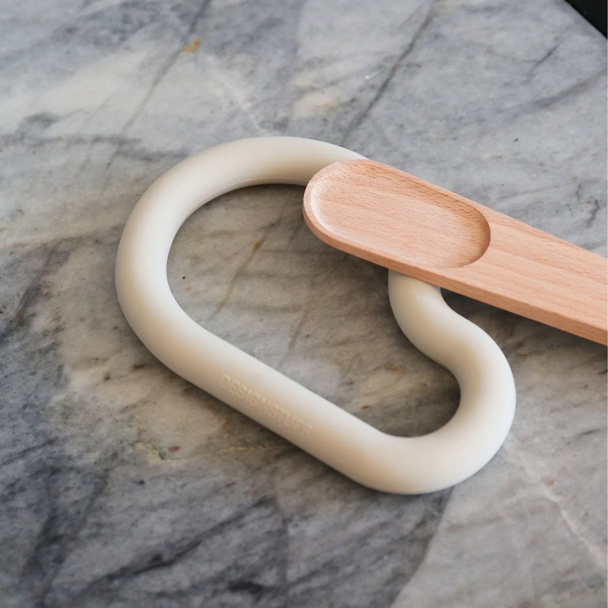 Curve Silicone Trivet | Sand by DESIGNSTUFF (curve-silicone-trivet-sand)