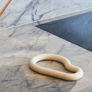 Curve Silicone Trivet | Sand by DESIGNSTUFF (curve-silicone-trivet-sand)
