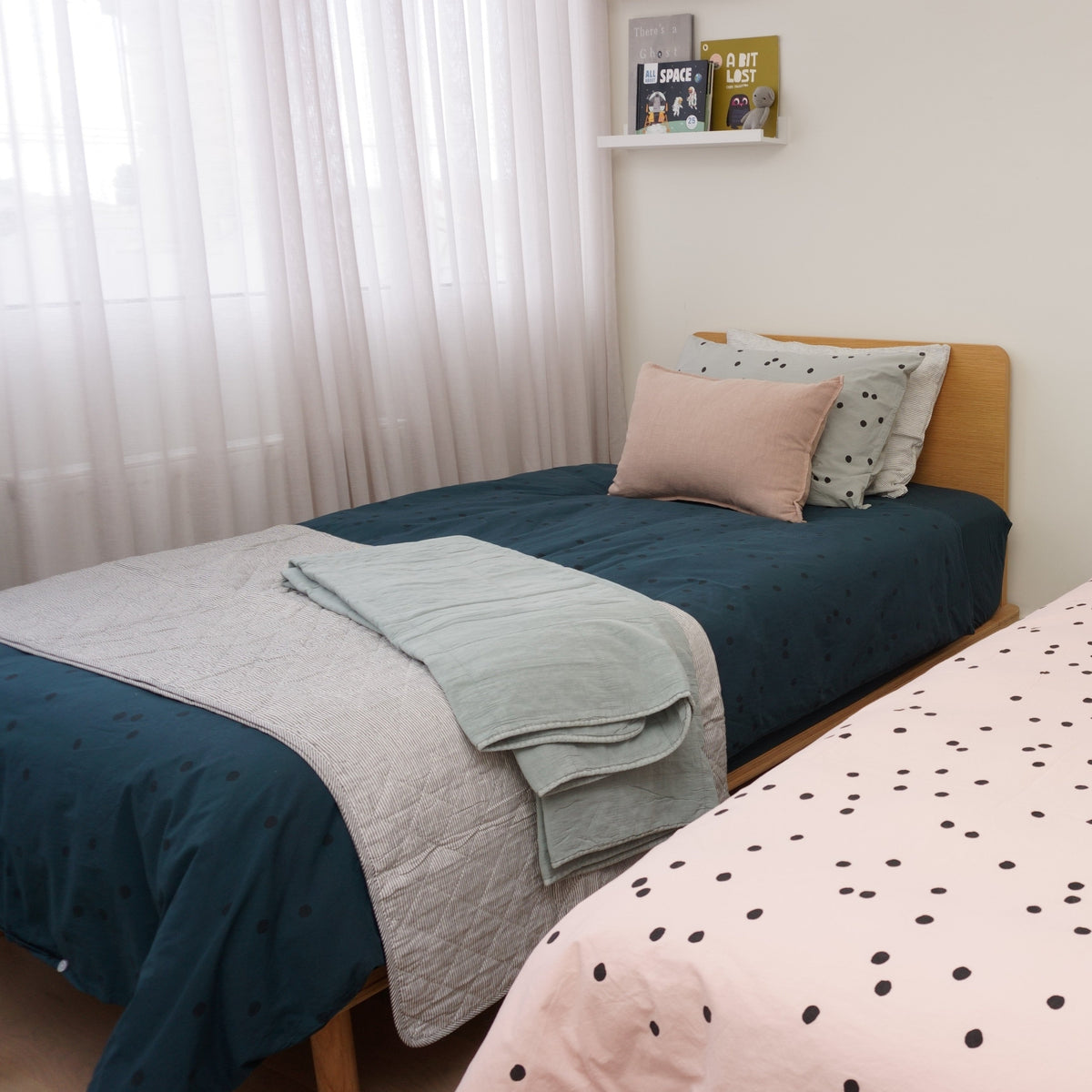 Pillowcase Odette - Ardoise by La Cerise Sur Le Gateau (la-cerise-sur-la-gateau-pillow-case-odette-ardoise-50)