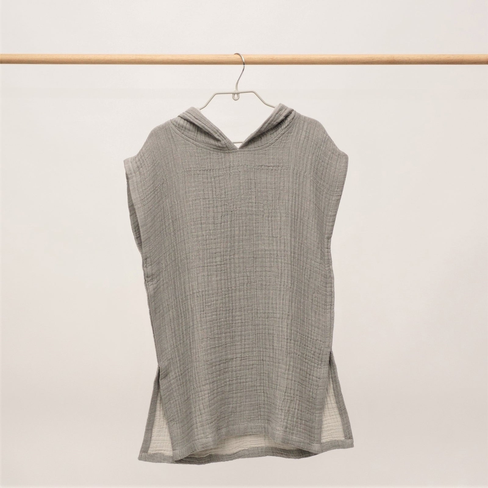 Flow Kids Poncho XS/S | Charcoal Grey by ANZA TEXTILE COMPANY (anza-flow-kids-poncho-charcoal-grey)