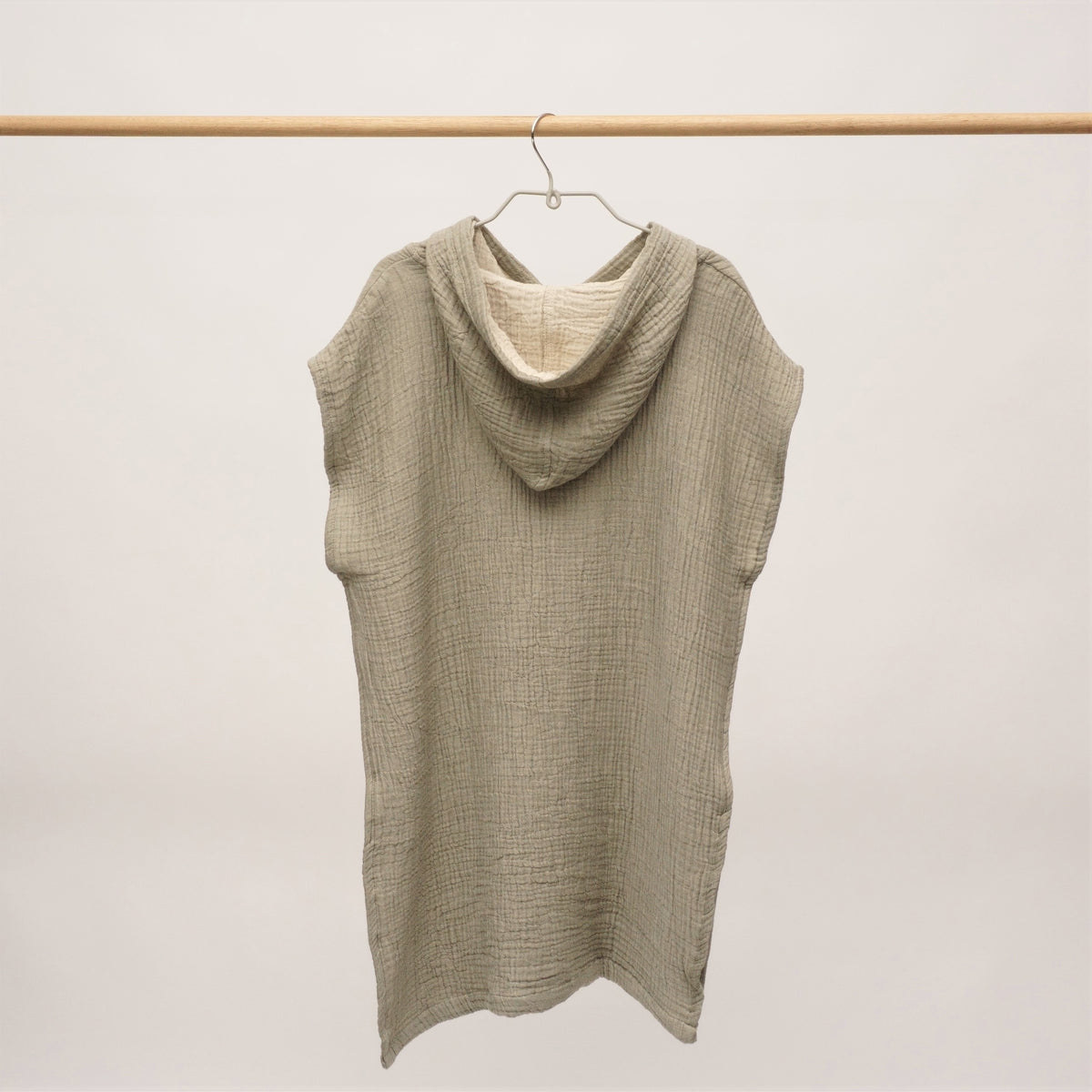 Flow Kids Poncho S/M | Olive Grey by ANZA TEXTILE COMPANY (anza-flow-kids-poncho-olive-grey-m-l)