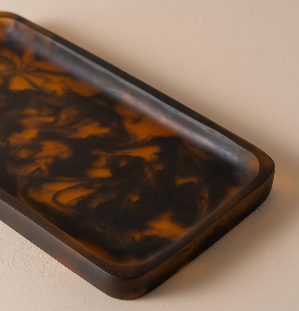 Flow Resin Bathroom Caddy/Tray | Earth by SAARDÉ (resin-bathroom-caddy-tray-shell-copy)