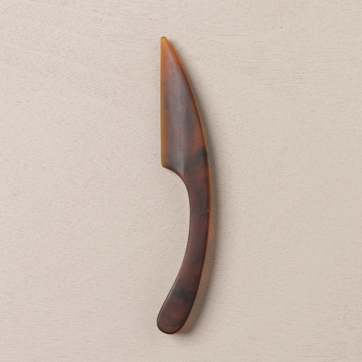 Flow Resin Cheese Knife | Earth by SAARDÉ (flow-cheese-knife-earth)