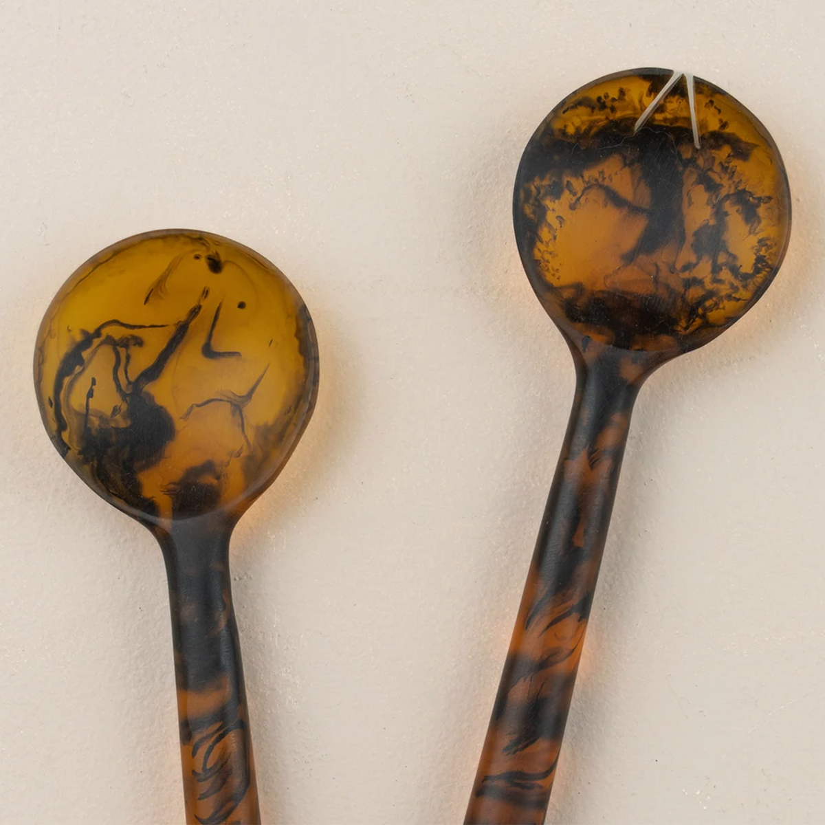 Flow Resin Salad Servers | Earth by SAARDÉ (copy-of-flow-cheese-knife-peach-blush)