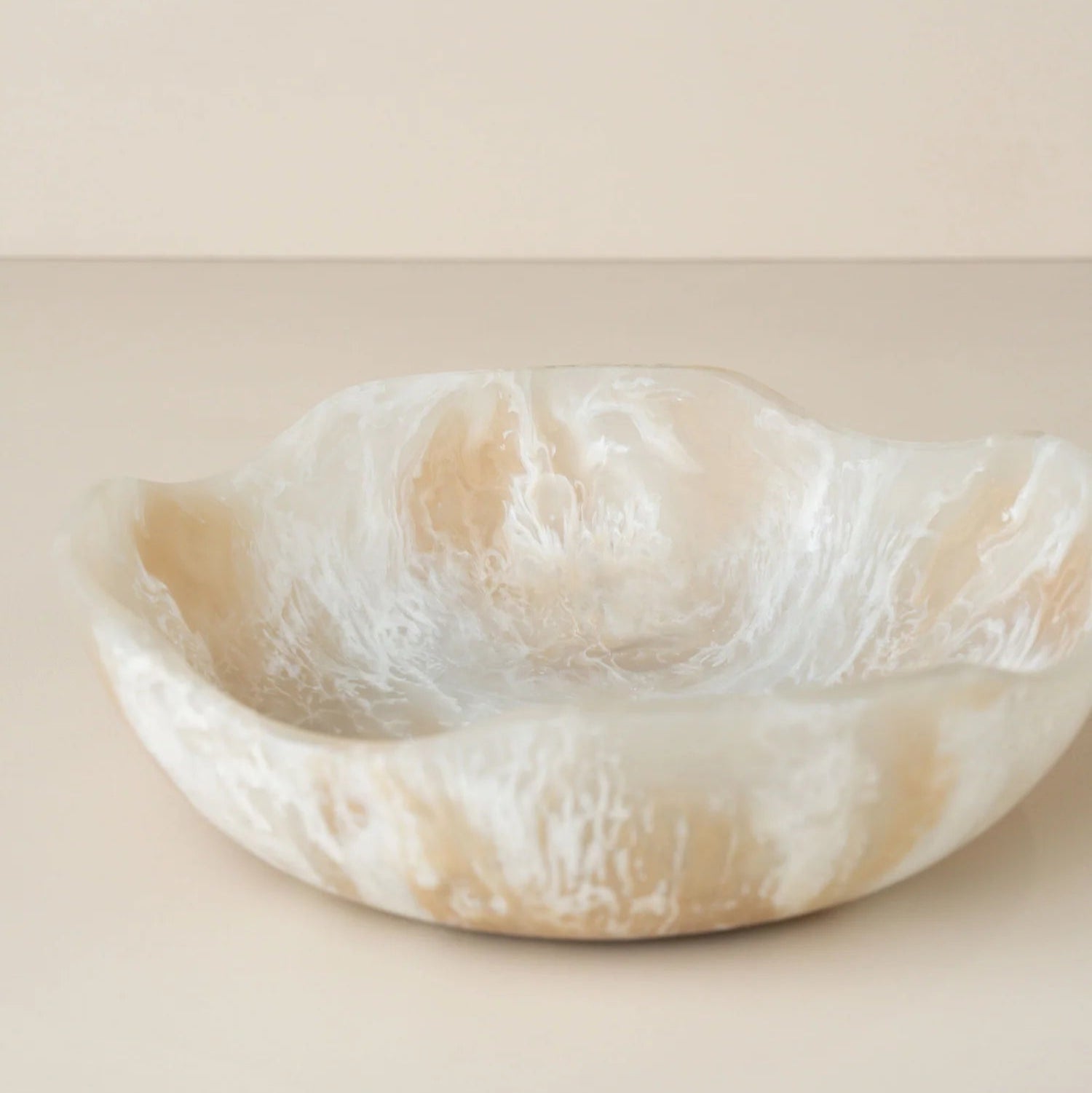 Flow Resin Salad Bowl S | Shell by SAARDÉ (flow-salad-bowl-s-shell)
