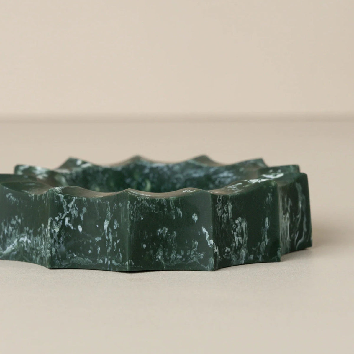 Flow Resin Sun Dish | Dark Jade by SAARDÉ (flow-resin-sun-dish-dark-jade)