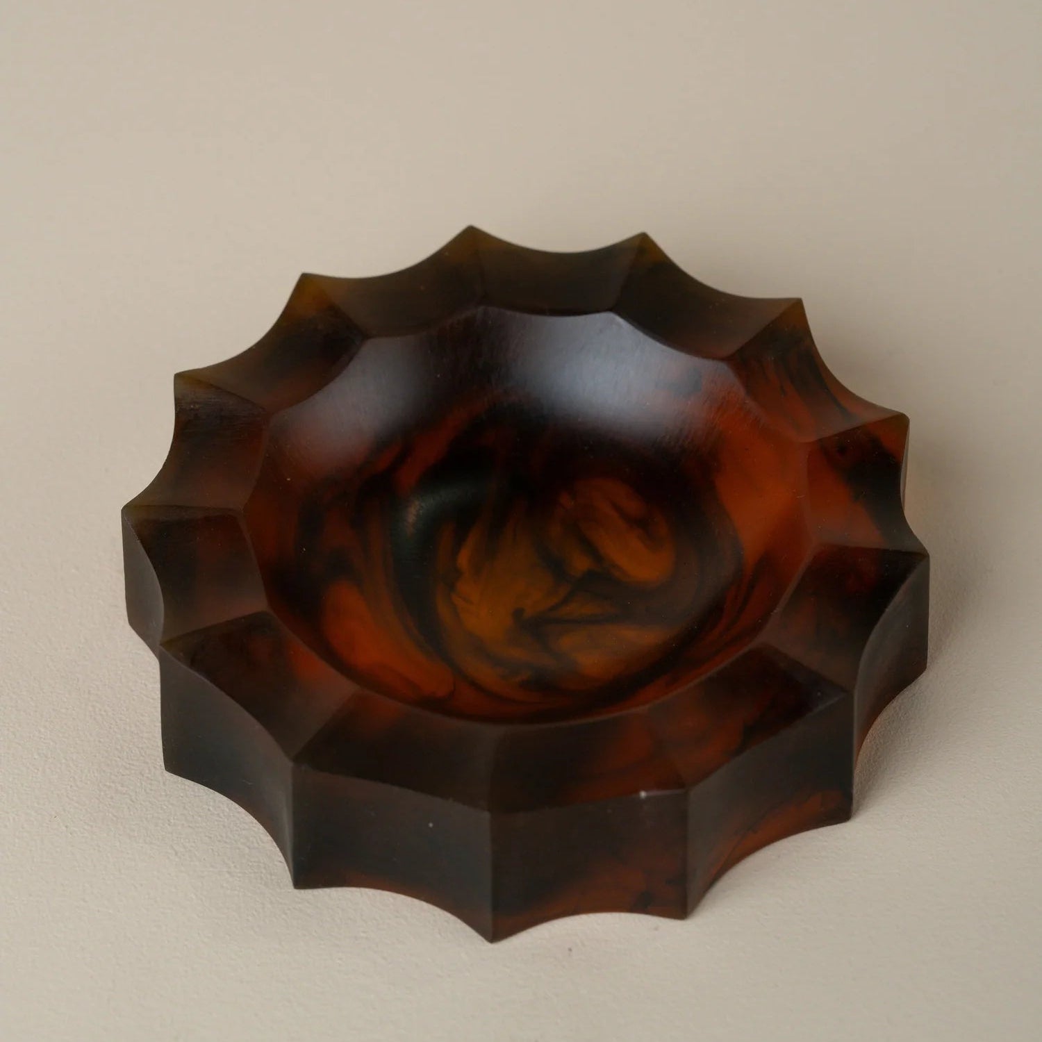 Flow Resin Sun Dish | Earth by SAARDÉ (flow-resin-sun-dish-earth)