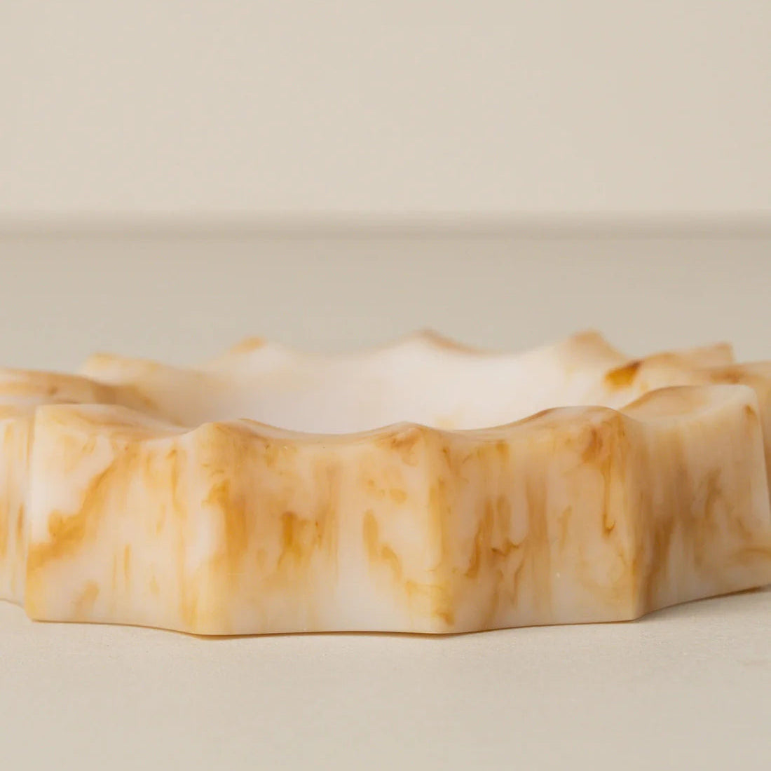 Flow Resin Sun Dish | Iced Coffee