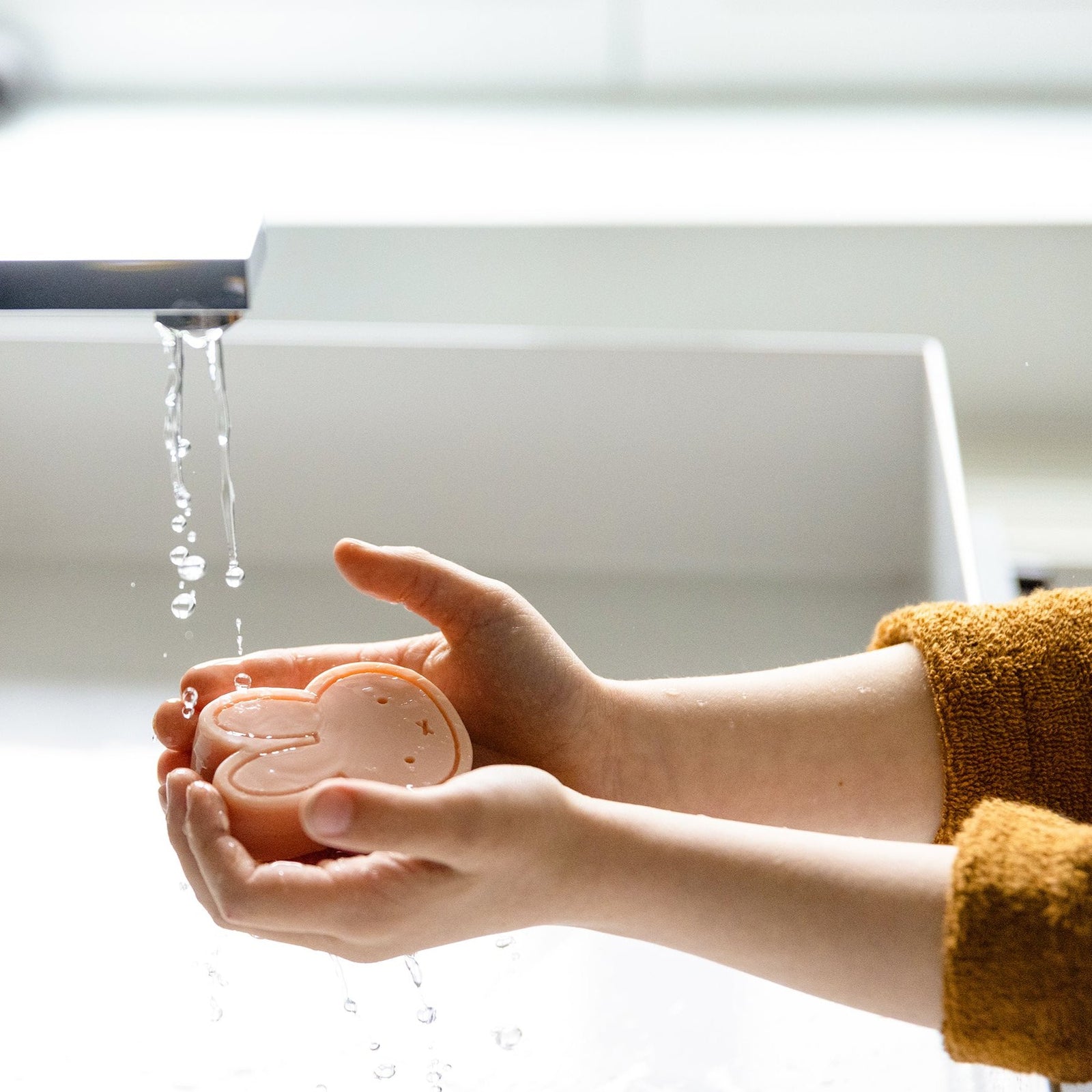 Miffy All in One Soap | POWDER by ATELIER PIERRE (miffy-powder-all-in-one-soap-red-berry-parfum-1)