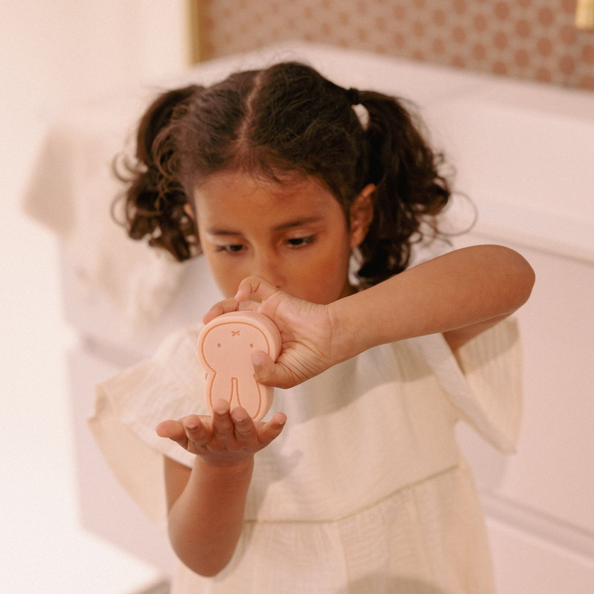 Miffy All in One Soap | POWDER by ATELIER PIERRE (miffy-powder-all-in-one-soap-red-berry-parfum-1)