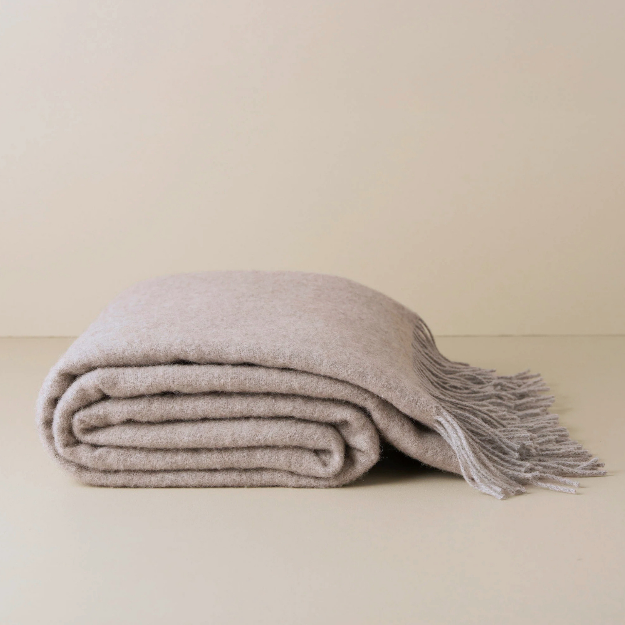 Saardè Merino Wool Throw | Latte/Grey