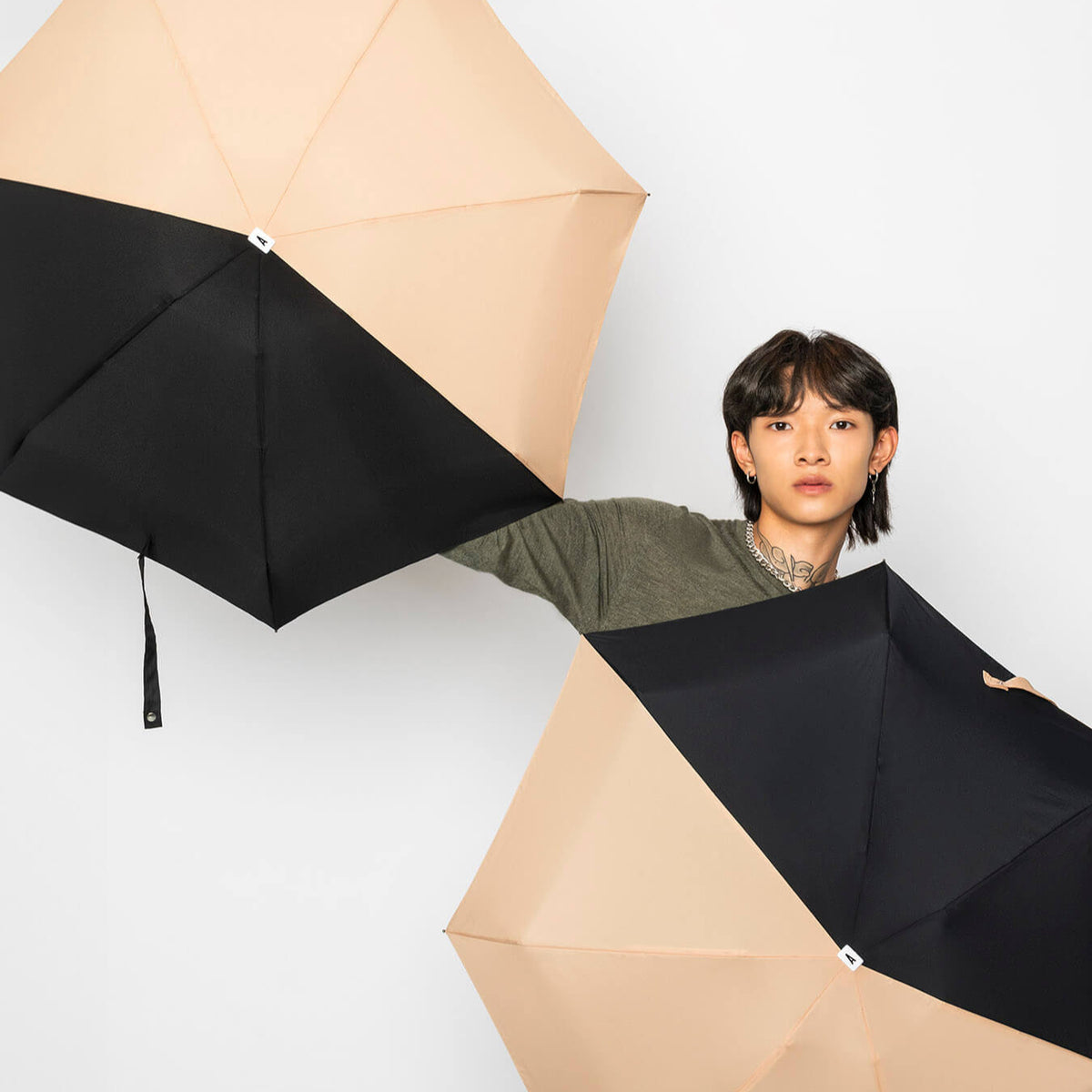 Micro Umbrella Bi Colour | Alice/Beige-Black by ANATOLE (anatole-bicolour-micro-umbrella-alice-beige-black)