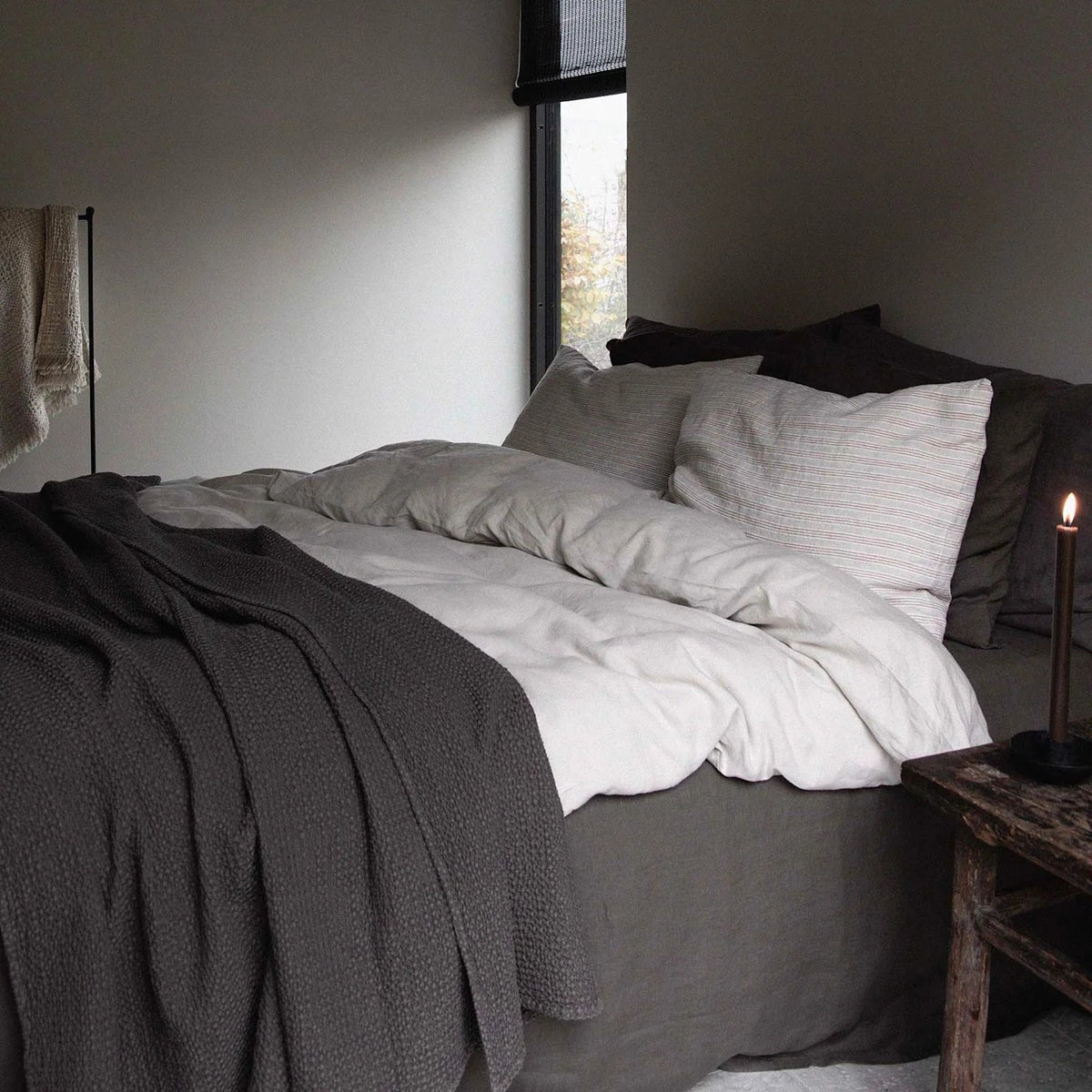 Tell Me More Miro Bedspread 260X260 | Taupe